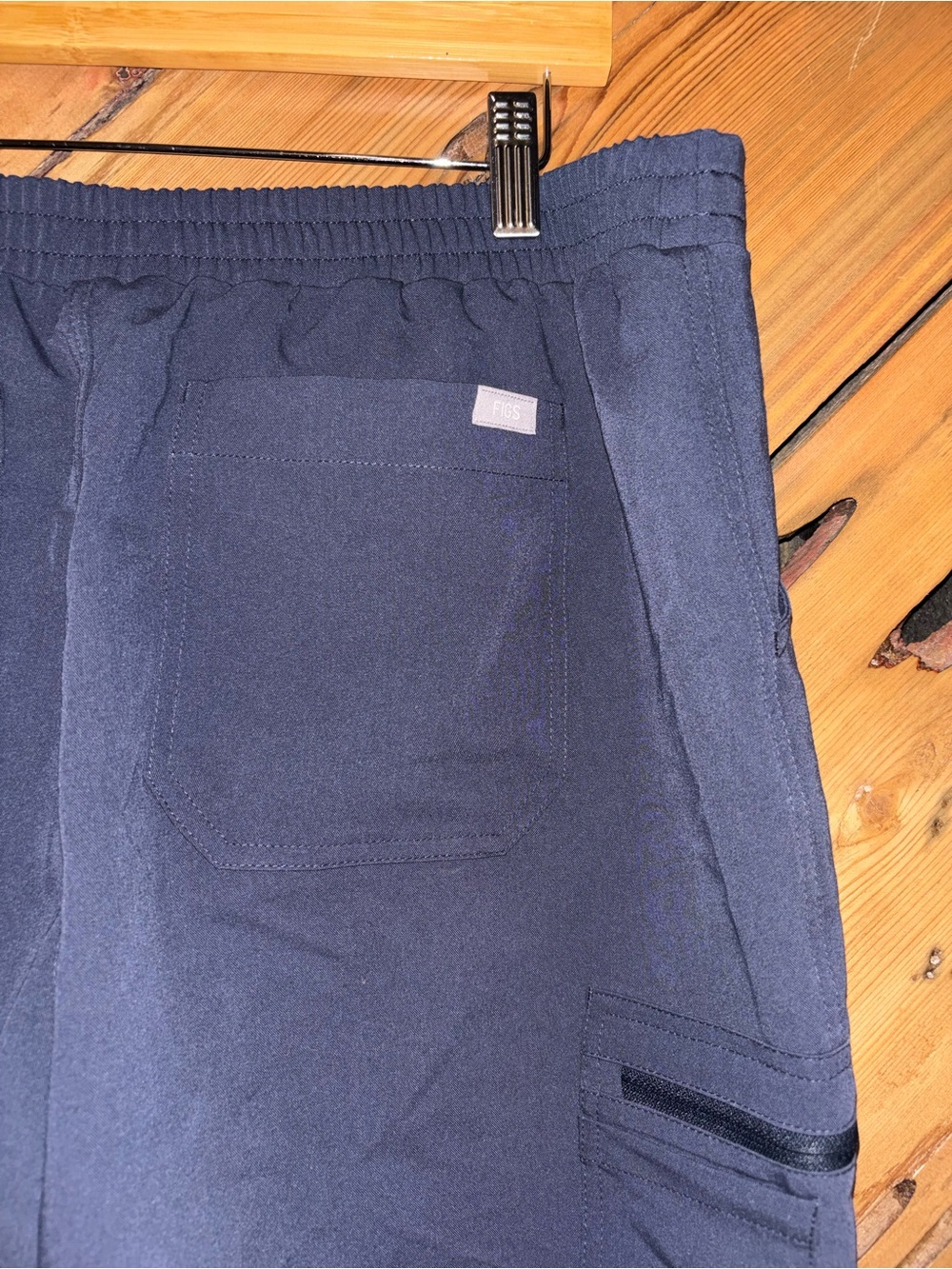 Figs Navy Scrub Pants with Olive Drawstring - Picture 5 of 6